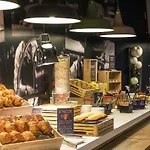Ibis Centre 3*