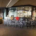 Ibis Centre 3*