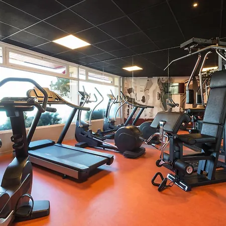 Hotel Ibis Centre 3*