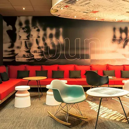 Ibis Centre 3*