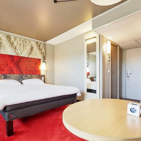 Ibis Centre