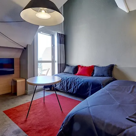 Ibis Centre Hotell 3*