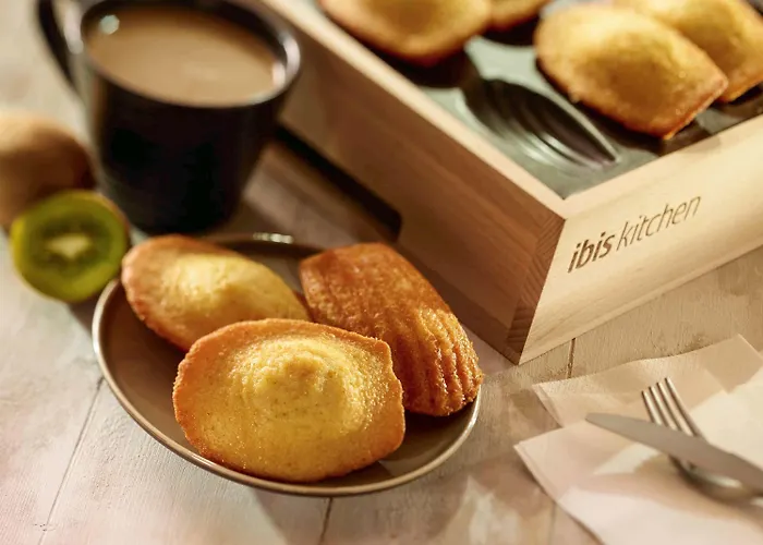 Ibis Centre Hotel 3*