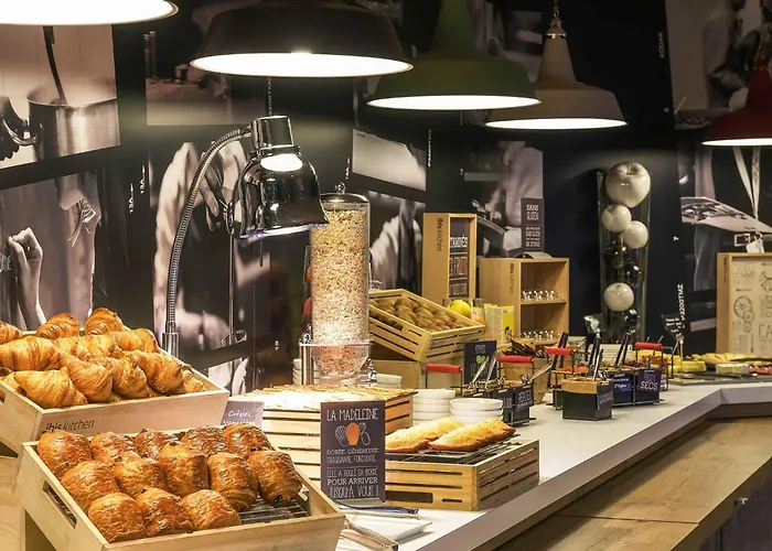 酒店 宜必思多维尔中心酒店 3*