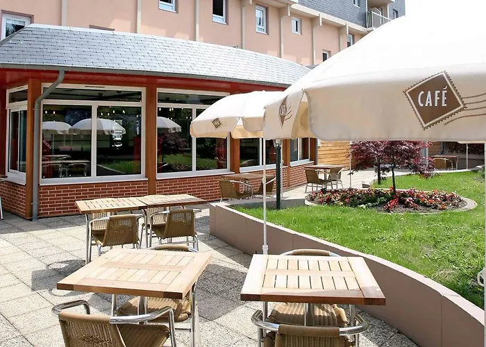 מלון Ibis Centre 3*